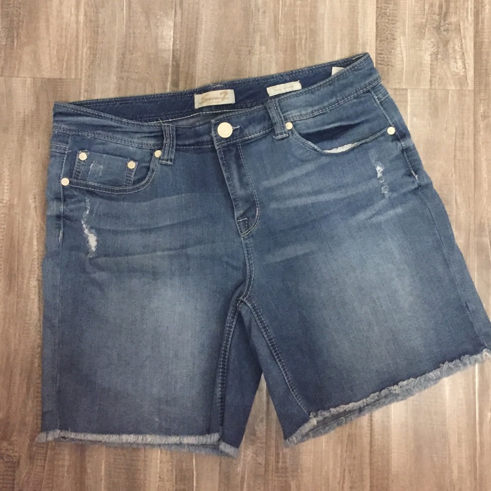 Seven brand shorts